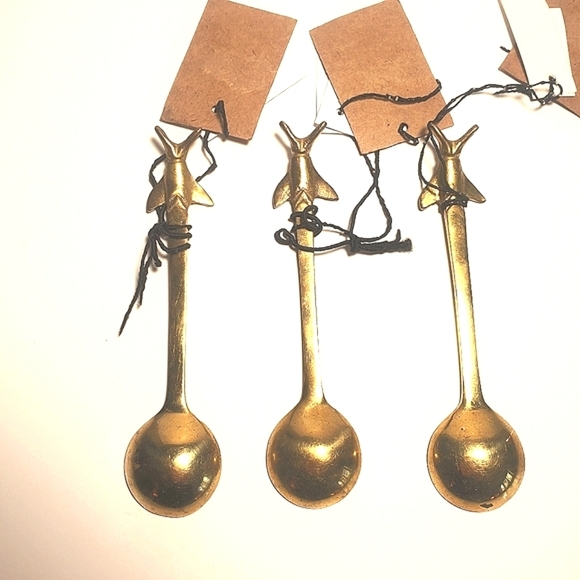 Creative Co-Op Bumble Bee Themed Gold-Colored Brass Spoon Set of 3 NWT - Picture 4 of 4